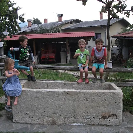 Alloggio per agriturismo Bio Turisticna Kmetija Frcej-zupan